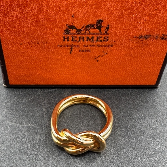Hermès Gold Knot Ring size 9 w/COA and box